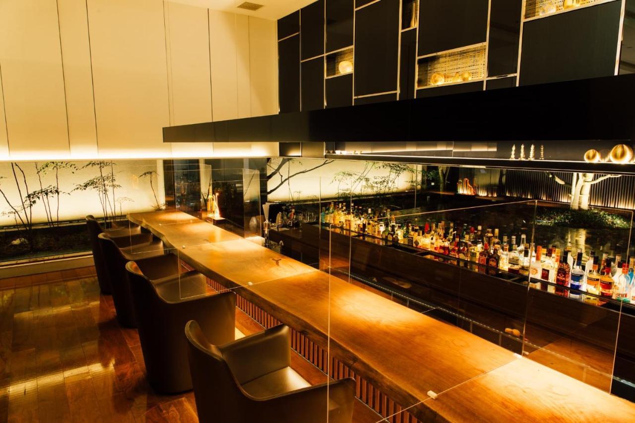 Kanazawa Tokyu Hotel מראה חיצוני תמונה The bar at the lounge