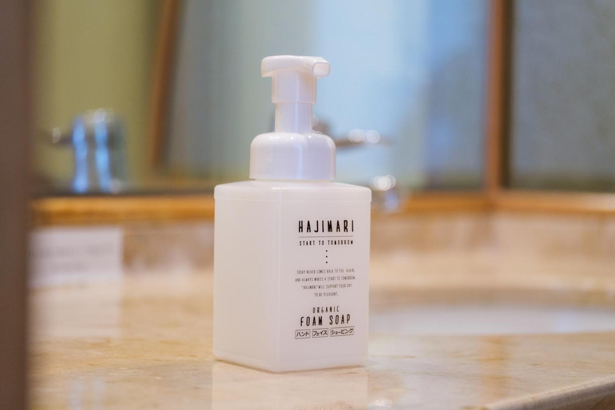 Kanazawa Tokyu Hotel מראה חיצוני תמונה A bottle of foaming soap