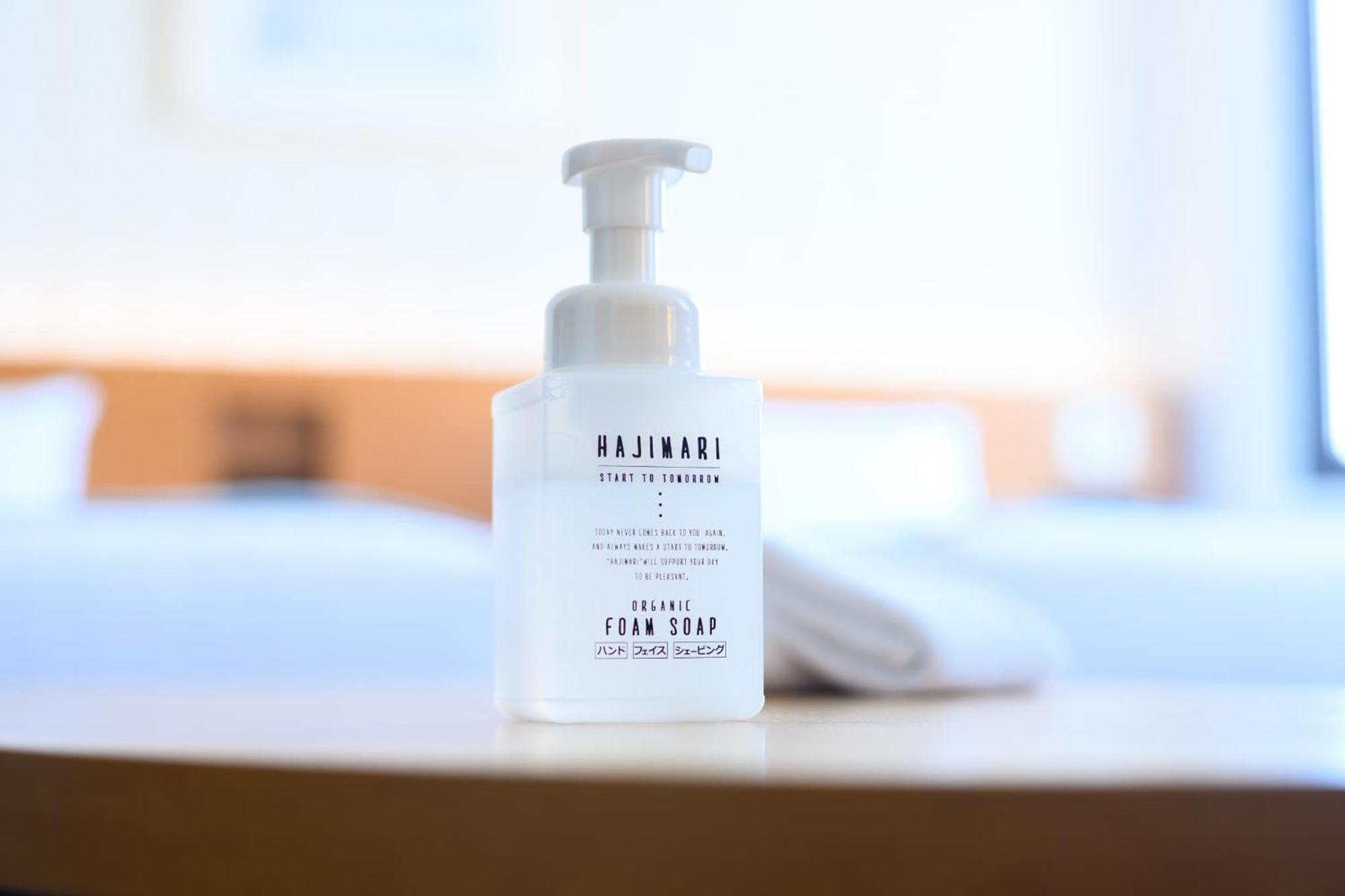 Kanazawa Tokyu Hotel מראה חיצוני תמונה A bottle of foam soap